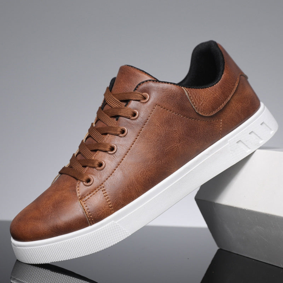 Stylish leather everyday casual trainers for men -1