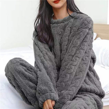 Soft fleece pyjama set for cozy comfort for women | Maria