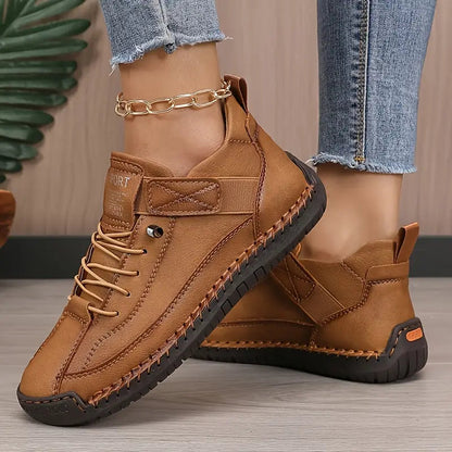 Classic orthopaedic everyday trainers for women | Mia -9